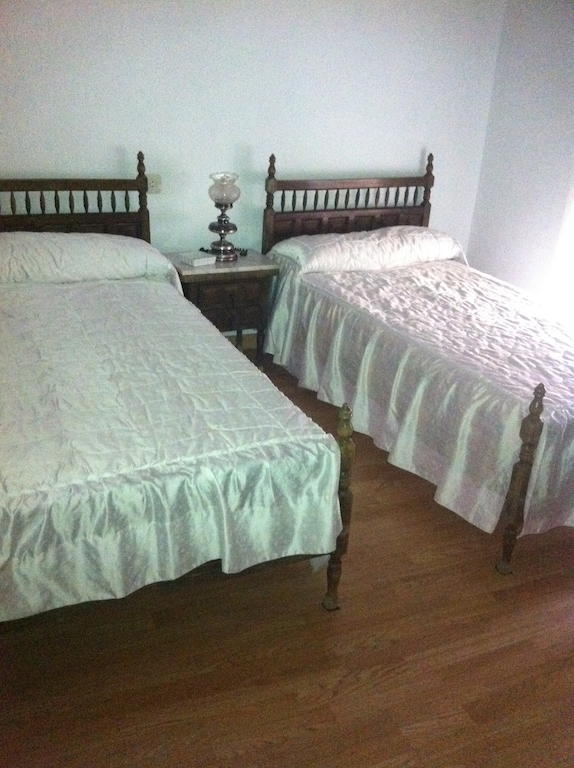 Pension Ruiz Linares  Room photo
