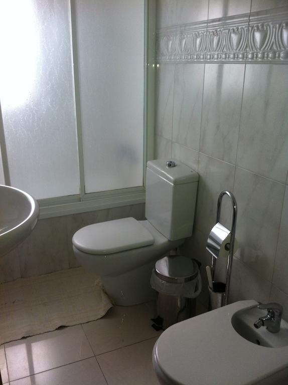 Pension Ruiz Linares  Room photo